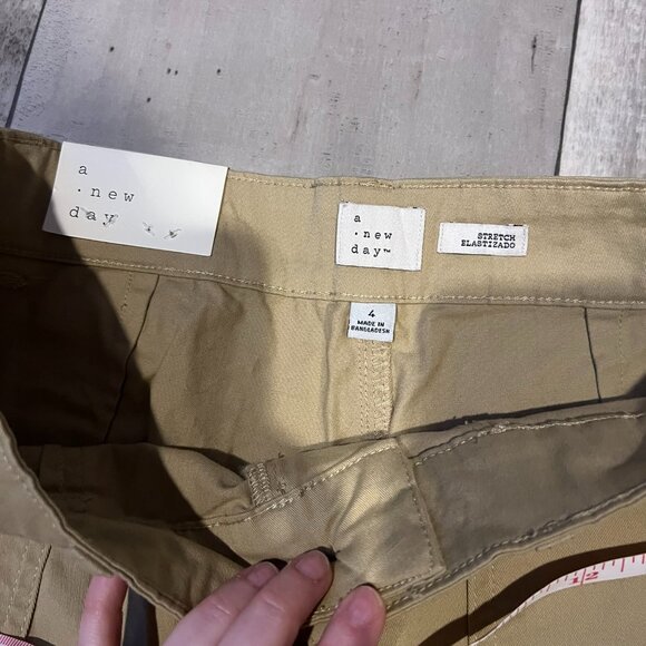 A New Day Stretch Khaki Pants Womens SIze 4 Bin AT - Picture 2 of 10